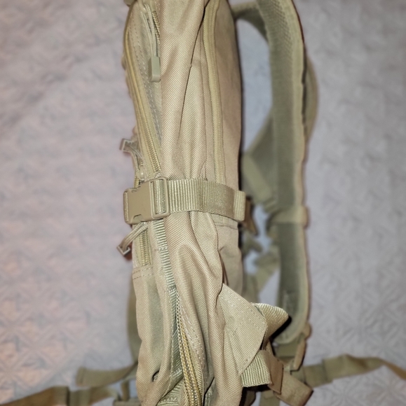 Tacticak hydration backpack - Picture 3 of 5